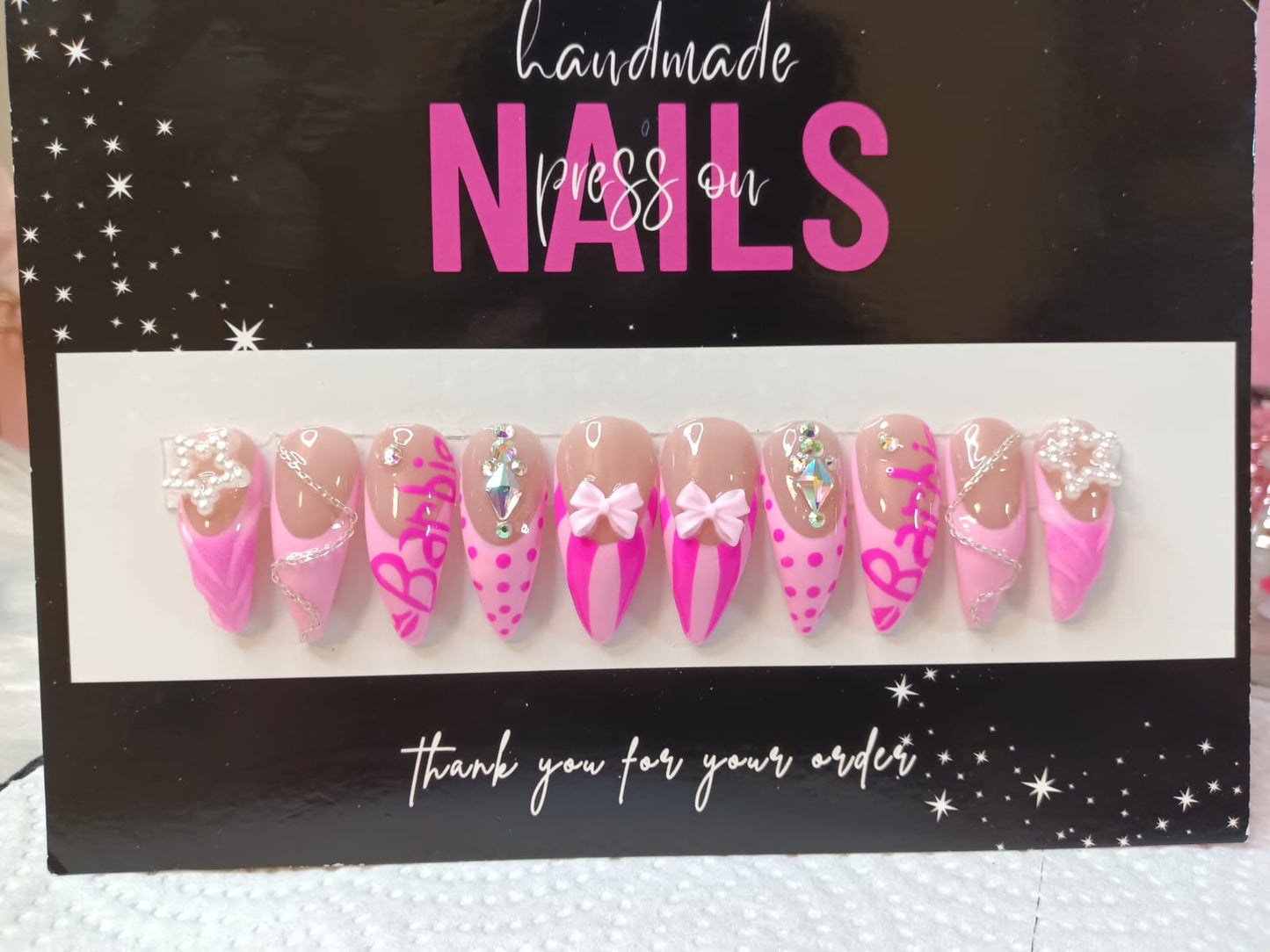 Curve nails